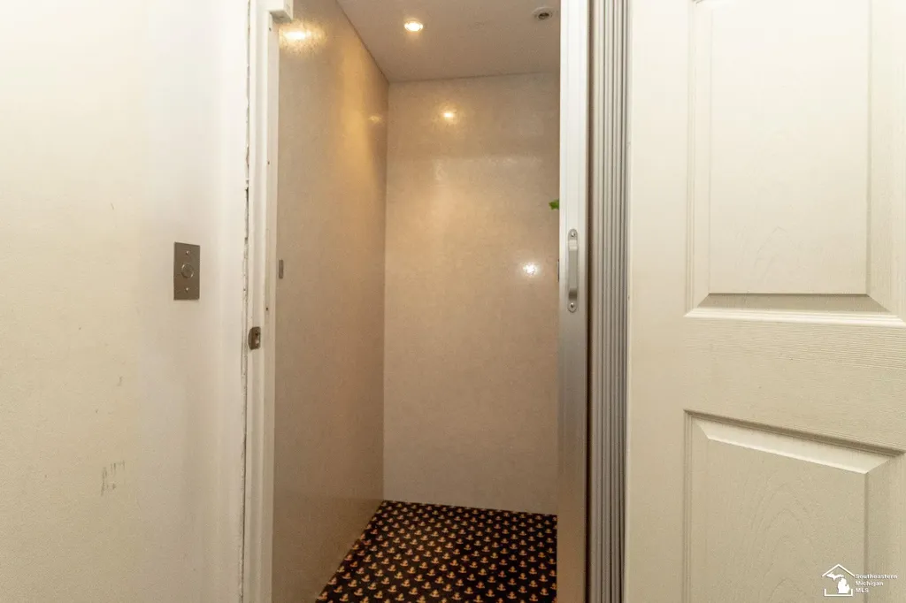 1372 Laurelhurst Drive Bedford Township MI 48182