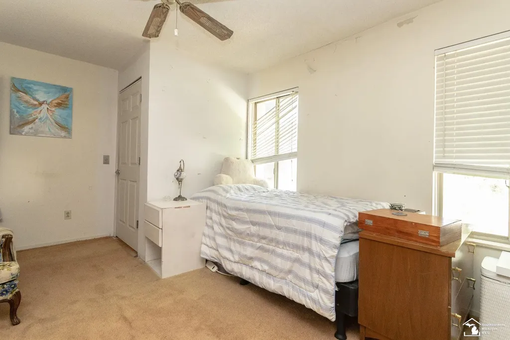 1372 Laurelhurst Drive Bedford Township MI 48182