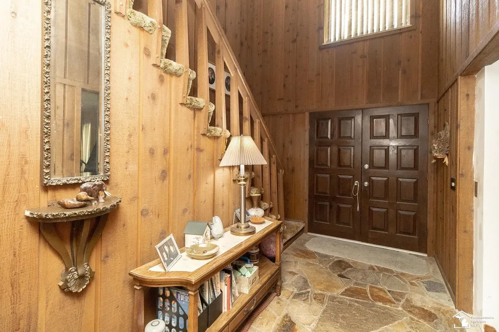 1372 Laurelhurst Drive Bedford Township MI 48182