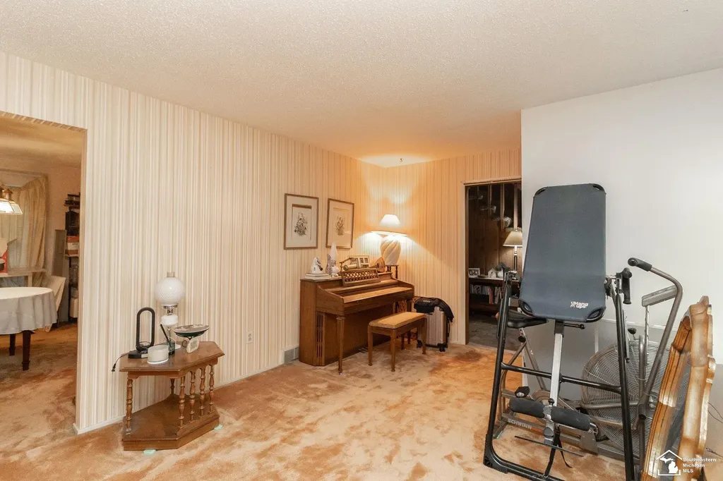 1372 Laurelhurst Drive Bedford Township MI 48182