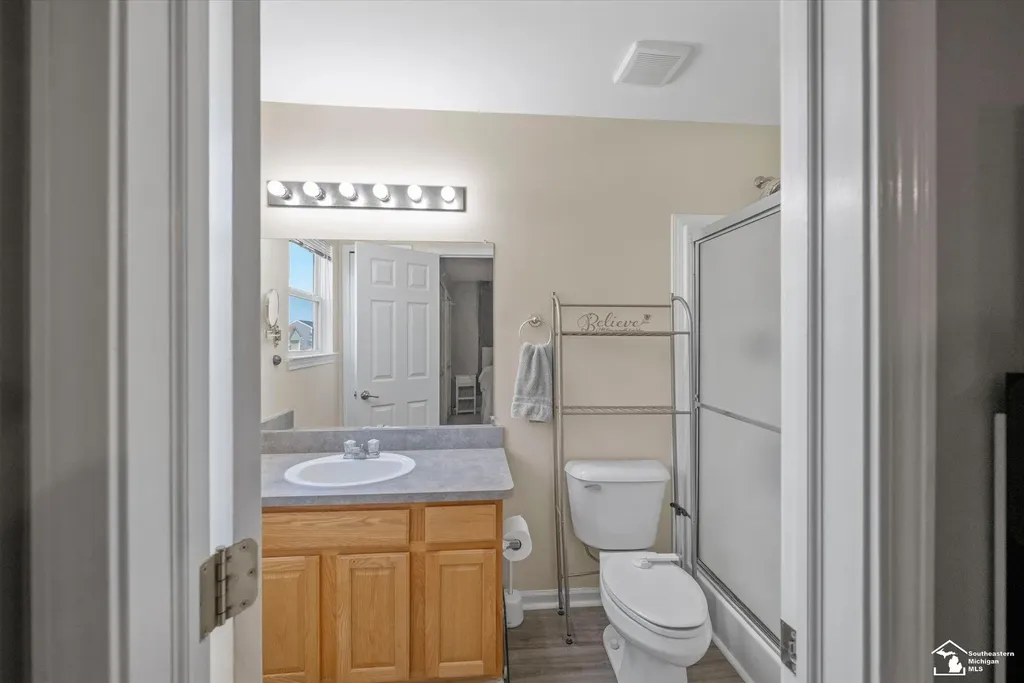 7040 Poplar Drive Ypsilanti Charter Township MI 48197