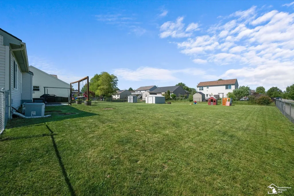 7040 Poplar Drive Ypsilanti Charter Township MI 48197