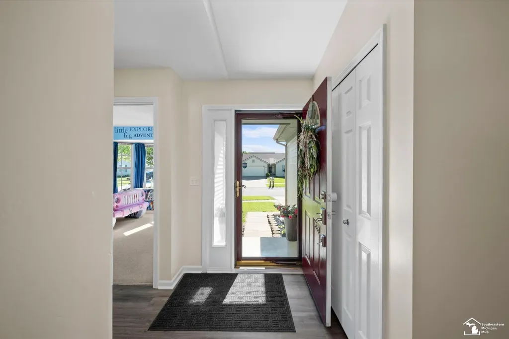 7040 Poplar Drive Ypsilanti Charter Township MI 48197