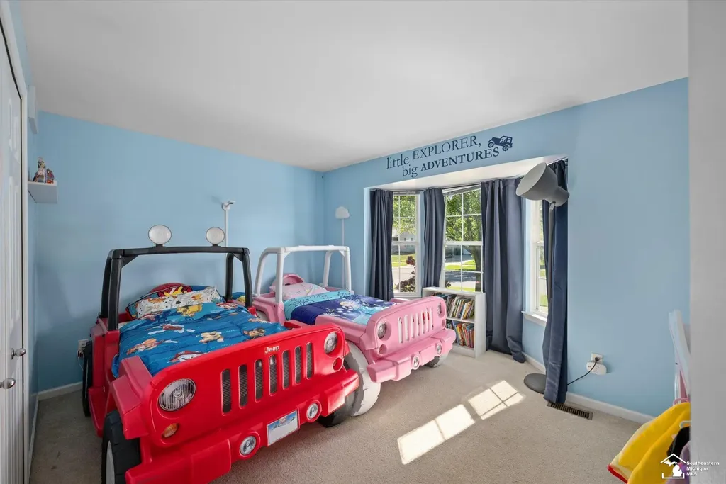 7040 Poplar Drive Ypsilanti Charter Township MI 48197