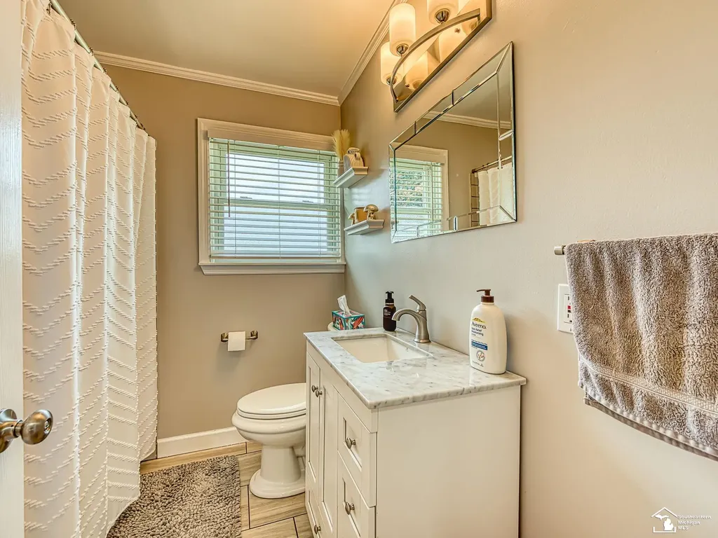 3421 Maidstone Avenue Trenton City MI 48183