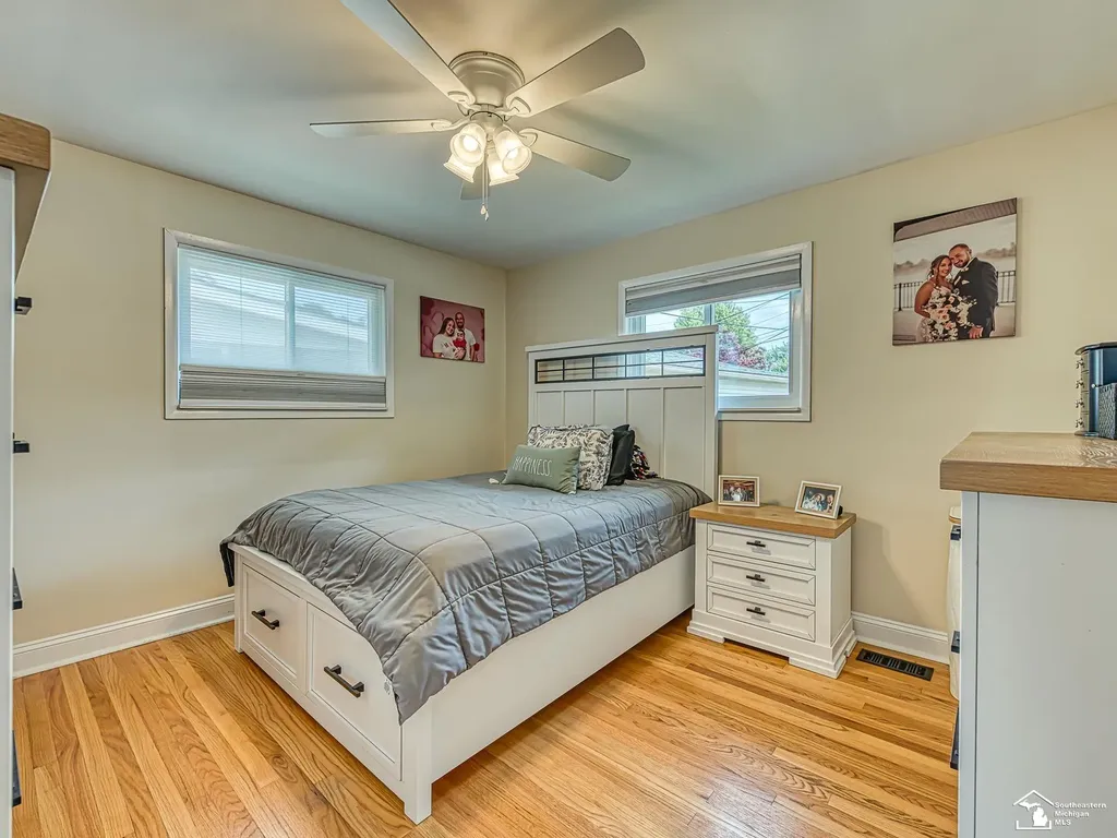 3421 Maidstone Avenue Trenton City MI 48183