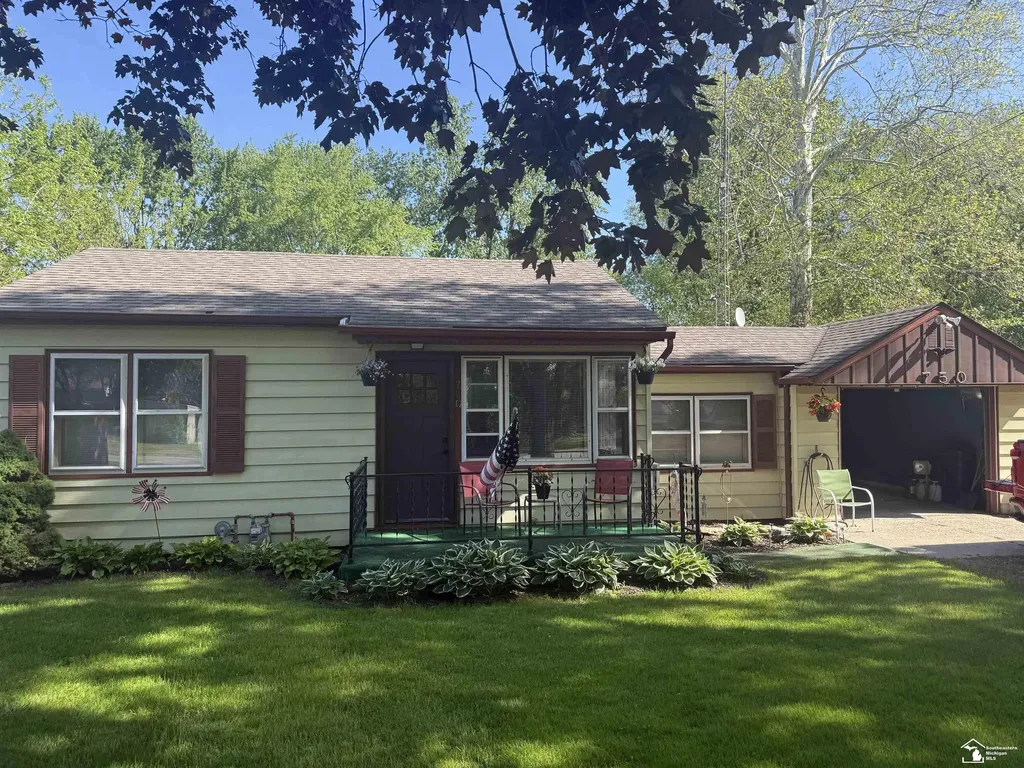 750 Pickard Road Bedford Township MI 48182