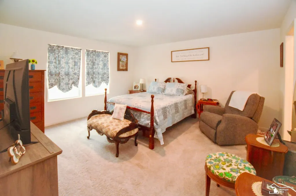 2239 Teton Avenue Frenchtown Township MI 48162