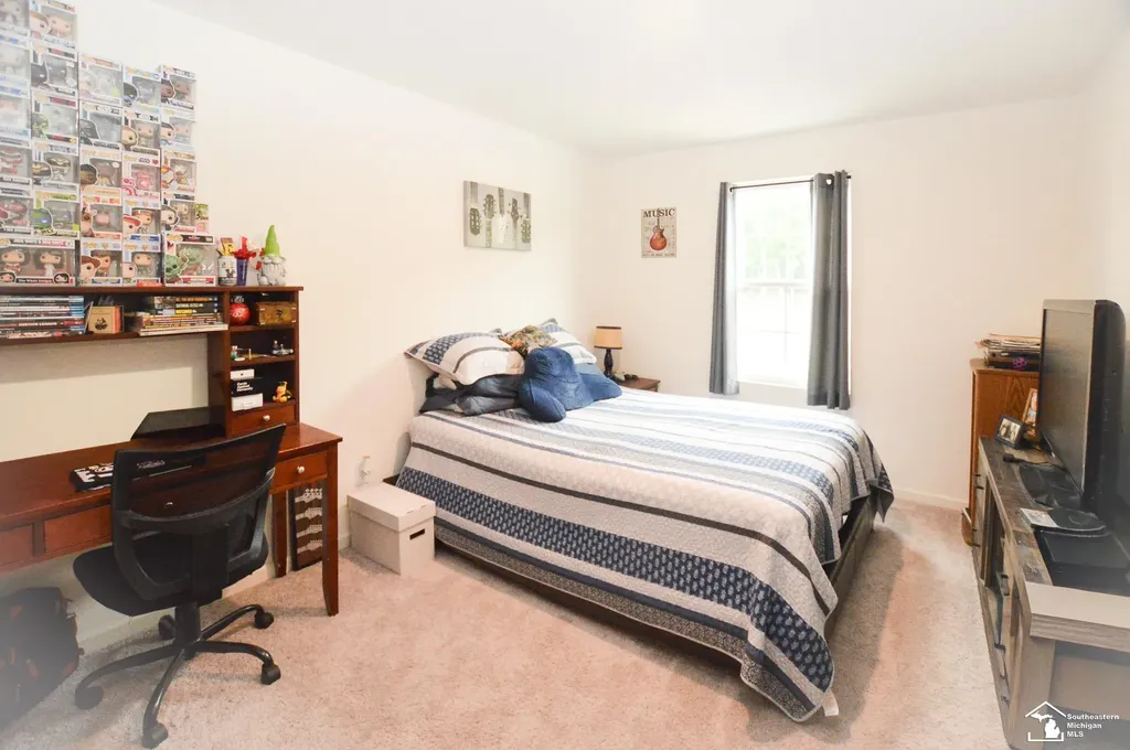 2239 Teton Avenue Frenchtown Township MI 48162