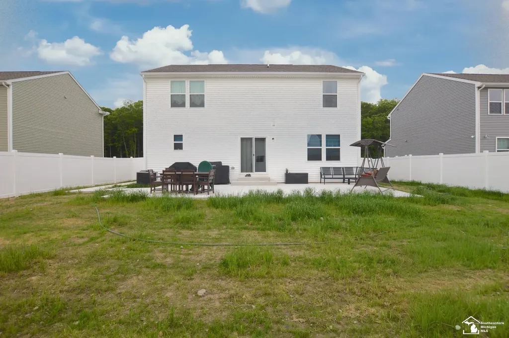 2239 Teton Avenue Frenchtown Township MI 48162
