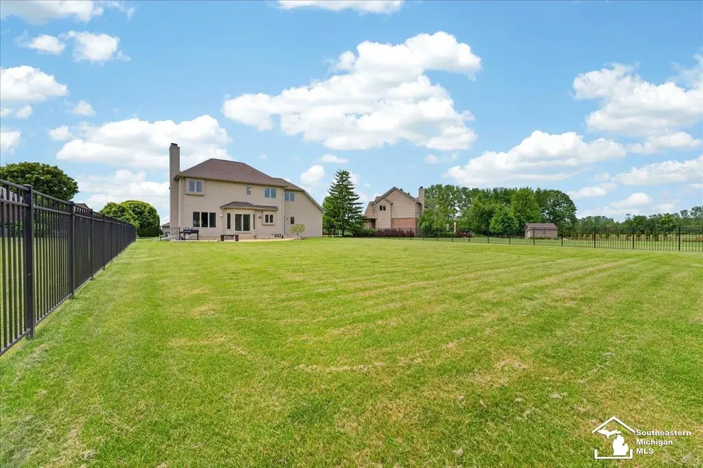 762 Valmont Drive Monroe City MI 48162