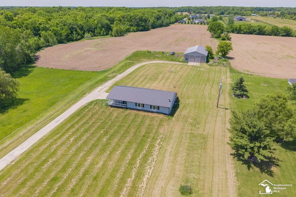 5596 Bent Oak Highway Adrian Township MI 49221
