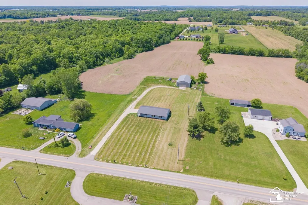 5596 Bent Oak Highway Adrian Township MI 49221
