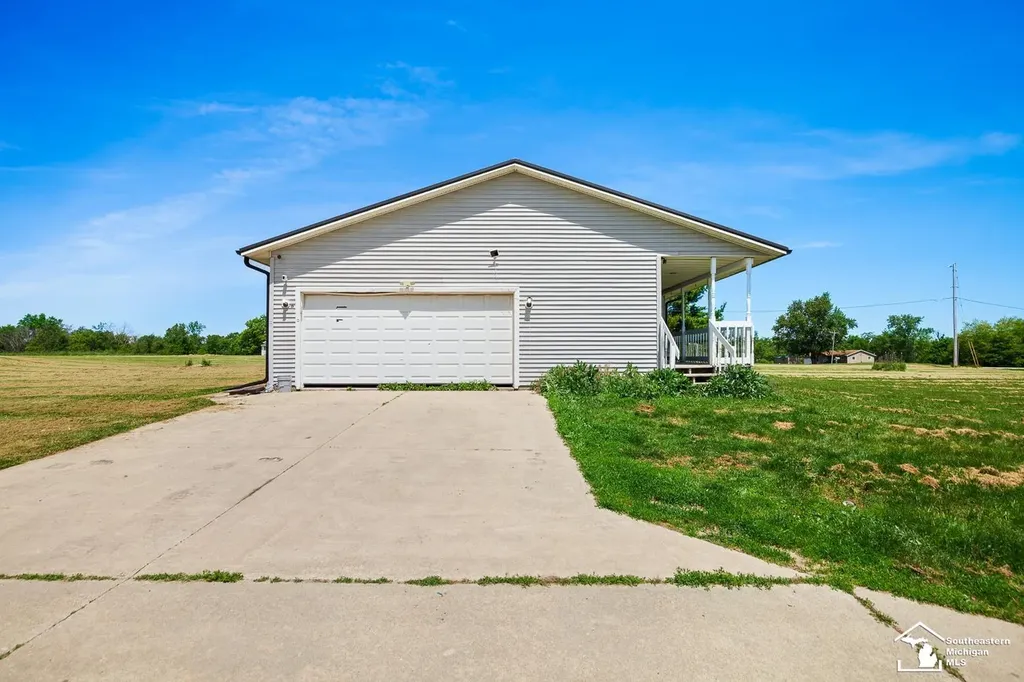 5596 Bent Oak Highway Adrian Township MI 49221