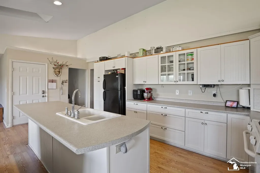 5596 Bent Oak Highway Adrian Township MI 49221