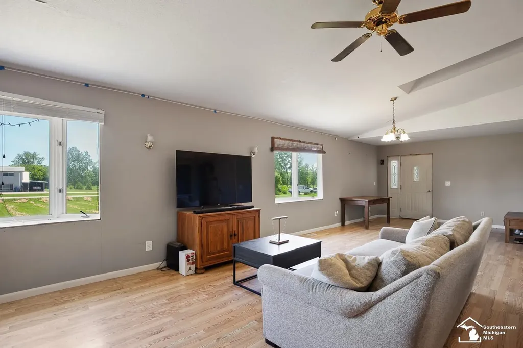 5596 Bent Oak Highway Adrian Township MI 49221