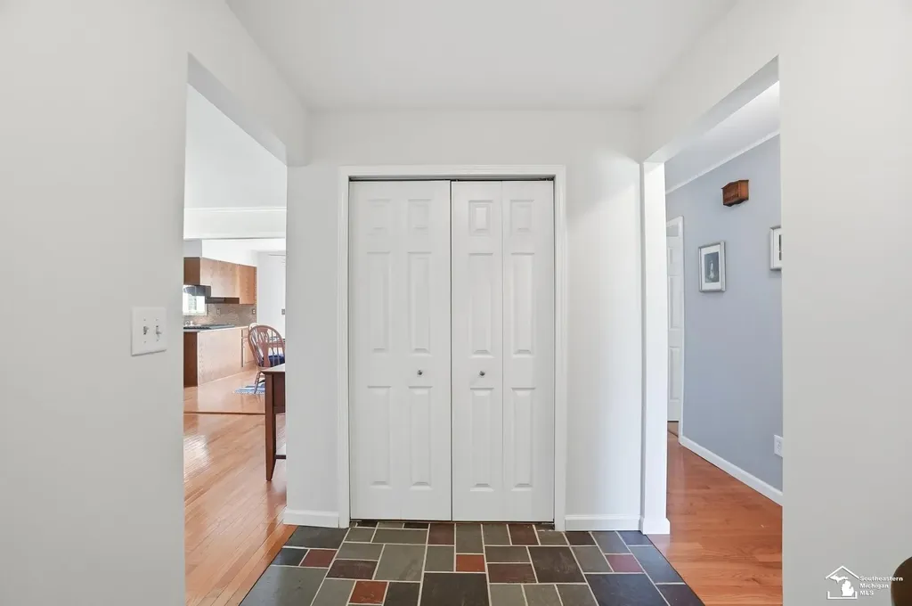 7792 S Huron River Drive Berlin Charter Township MI 48179