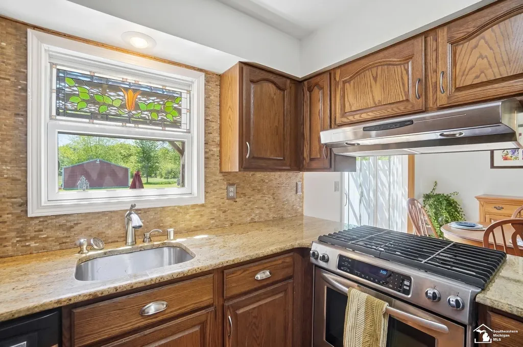 7792 S Huron River Drive Berlin Charter Township MI 48179