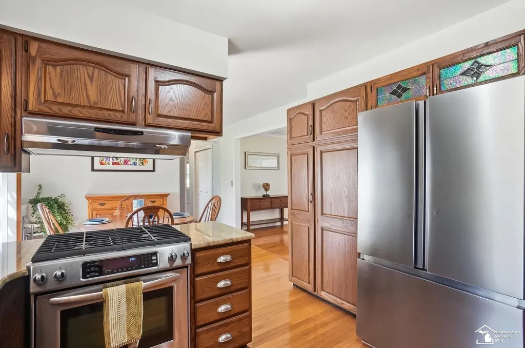 7792 S Huron River Drive Berlin Charter Township MI 48179