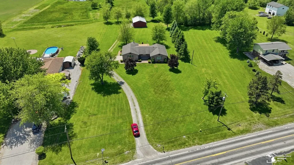 7792 S Huron River Drive Berlin Charter Township MI 48179