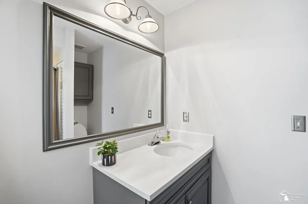 7792 S Huron River Drive Berlin Charter Township MI 48179