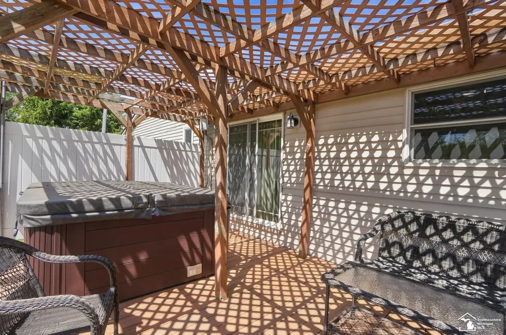 7792 S Huron River Drive Berlin Charter Township MI 48179