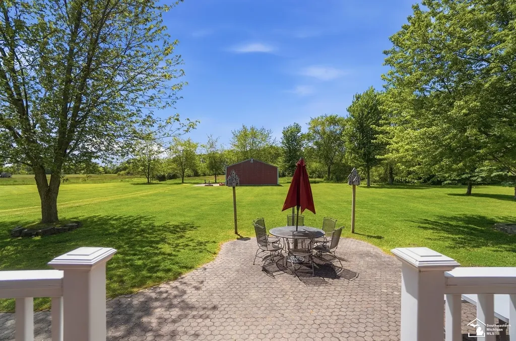 7792 S Huron River Drive Berlin Charter Township MI 48179