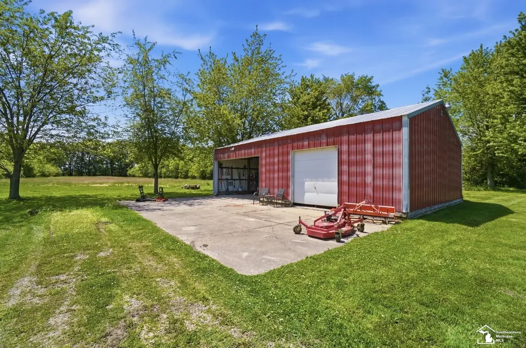 7792 S Huron River Drive Berlin Charter Township MI 48179