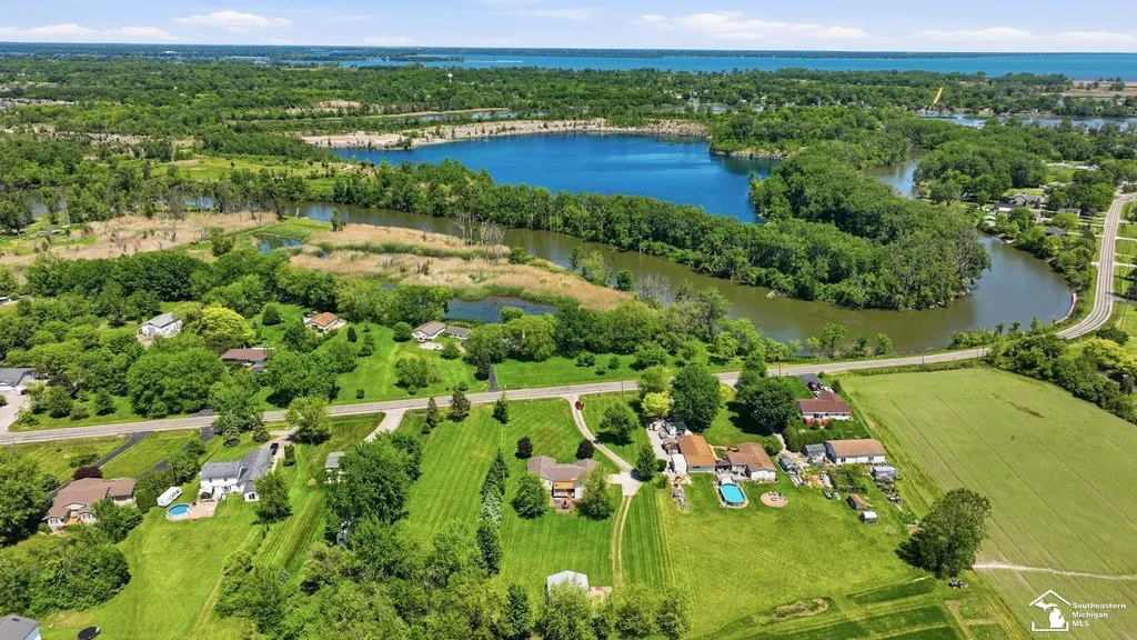 7792 S Huron River Drive Berlin Charter Township MI 48179