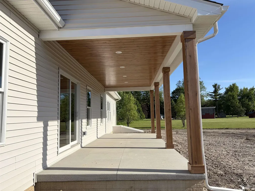 8551 Grafton Road Frenchtown Township MI 48166