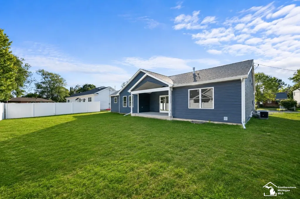 15458 Eastwood Street Monroe Charter Township MI 48161