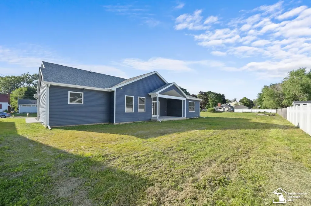 15458 Eastwood Street Monroe Charter Township MI 48161