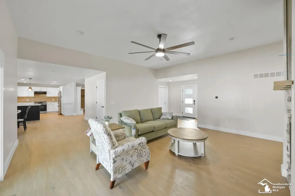 15458 Eastwood Street Monroe Charter Township MI 48161