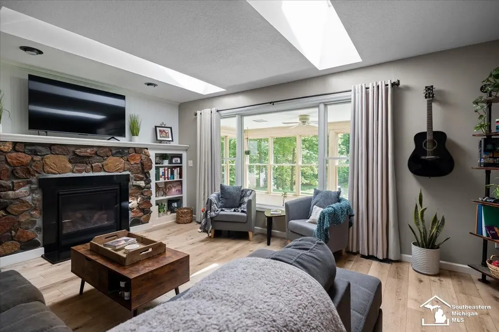 14297 Hickory Hill Drive Woodstock Township MI 49253