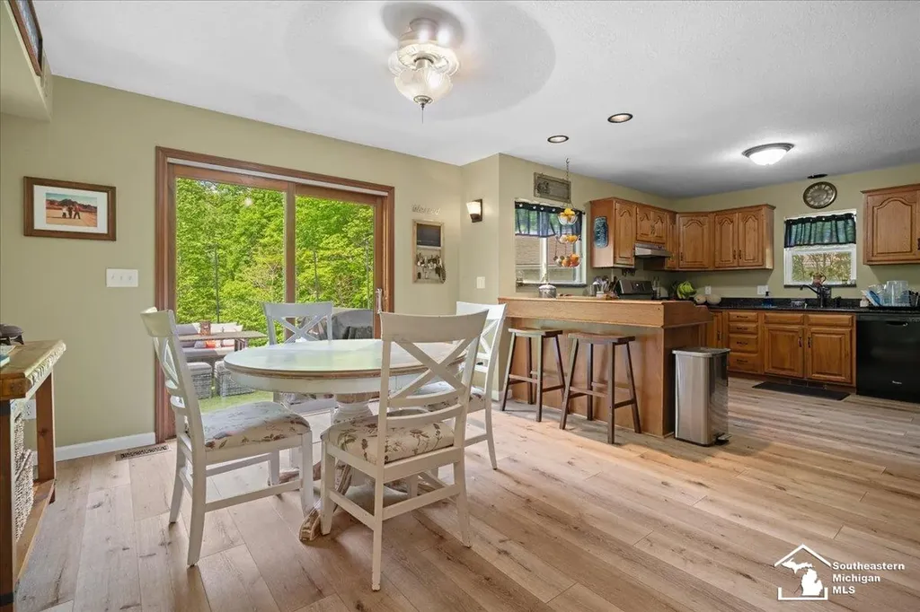 14297 Hickory Hill Drive Woodstock Township MI 49253