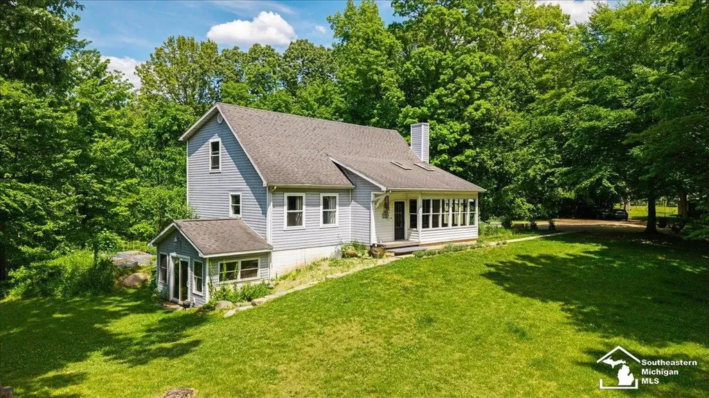 14297 Hickory Hill Drive Woodstock Township MI 49253