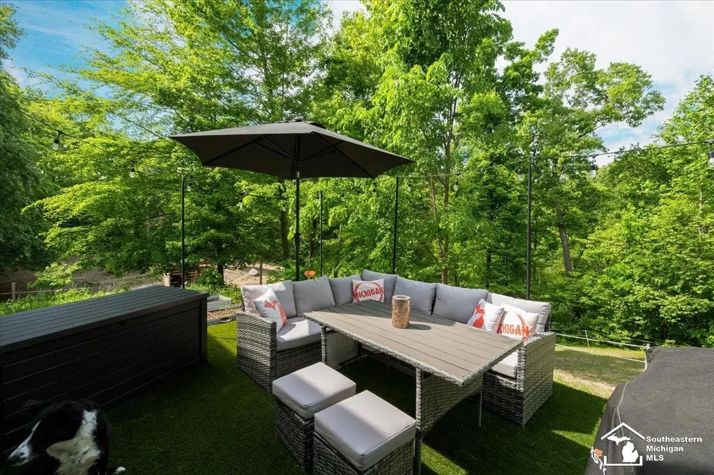 14297 Hickory Hill Drive Woodstock Township MI 49253