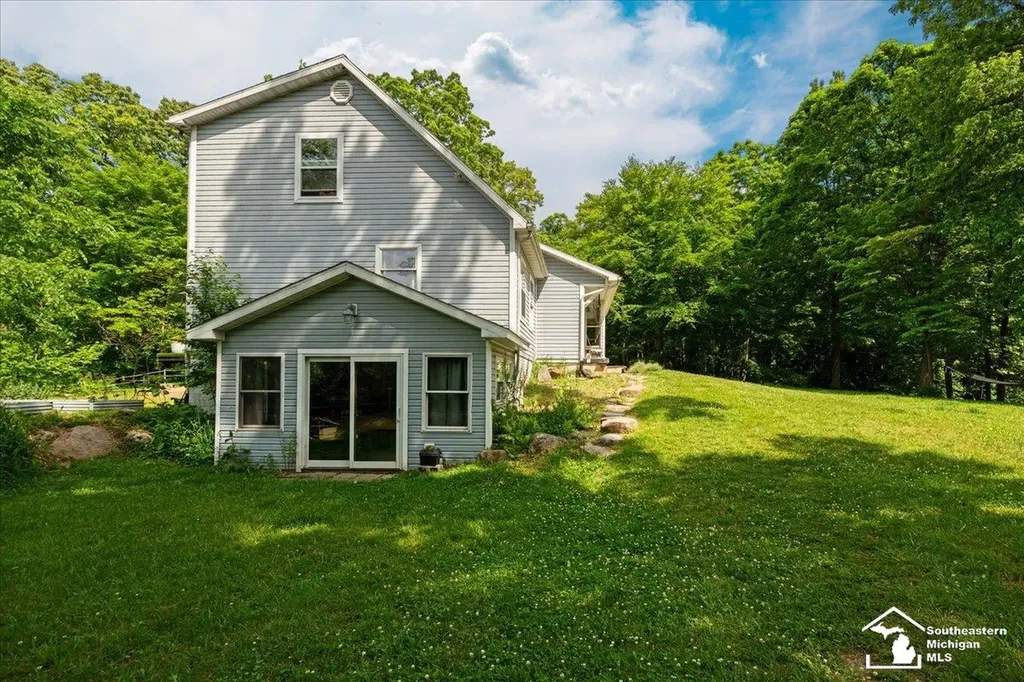 14297 Hickory Hill Drive Woodstock Township MI 49253
