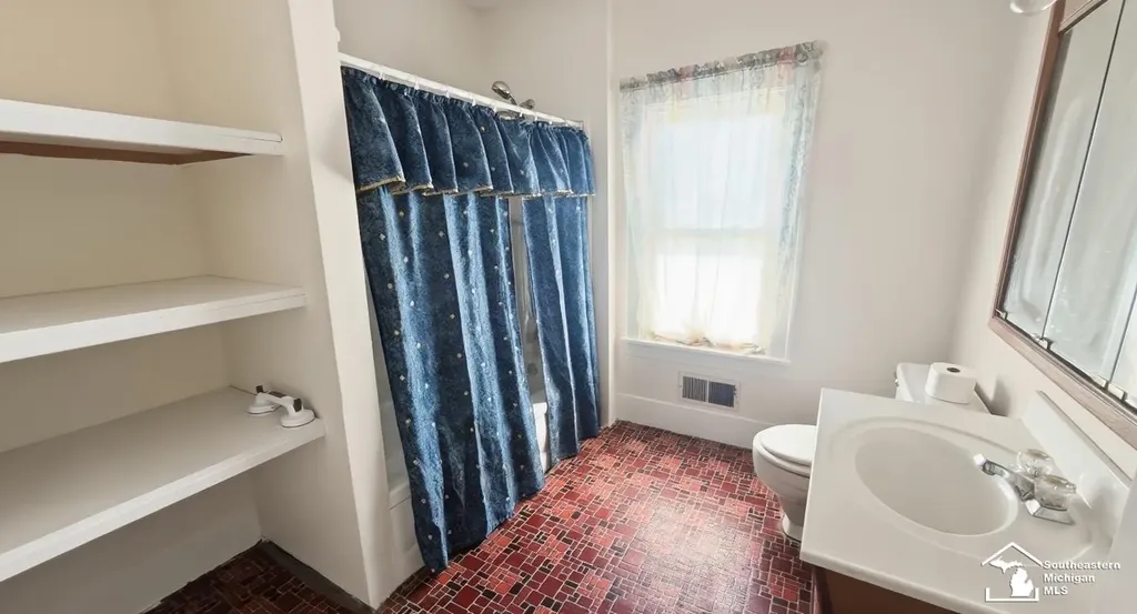 3783 Kelly Road La Salle Township MI 48145