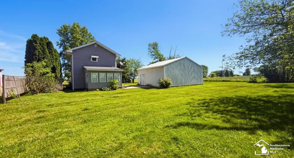 3783 Kelly Road La Salle Township MI 48145