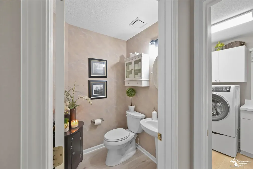 7141 S Valley Circle Bedford Township MI 48144