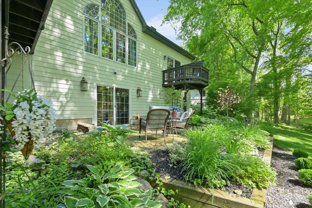 7141 S Valley Circle Bedford Township MI 48144