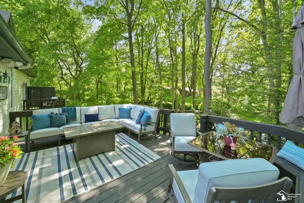 7141 S Valley Circle Bedford Township MI 48144