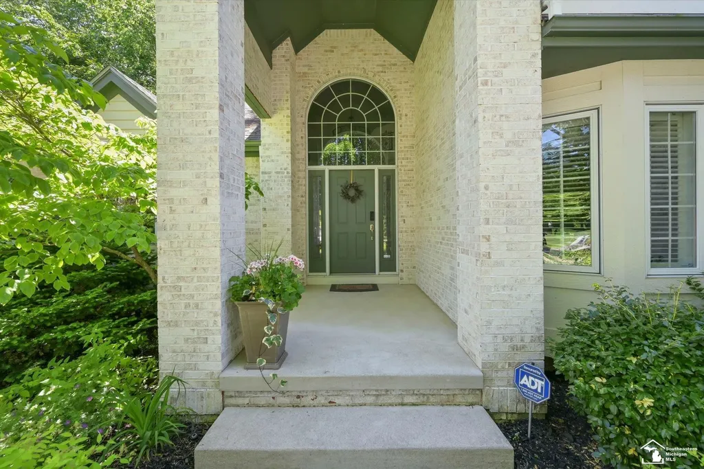 7141 S Valley Circle Bedford Township MI 48144