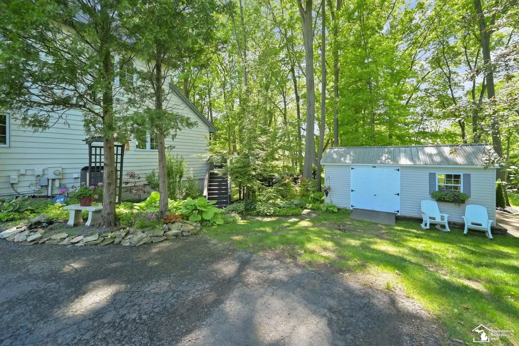 7141 S Valley Circle Bedford Township MI 48144