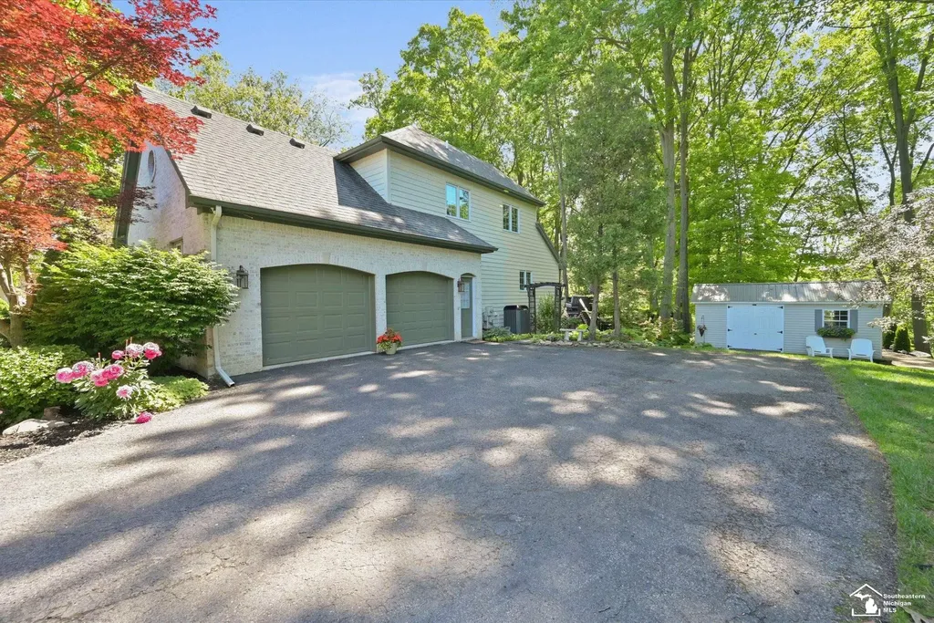7141 S Valley Circle Bedford Township MI 48144