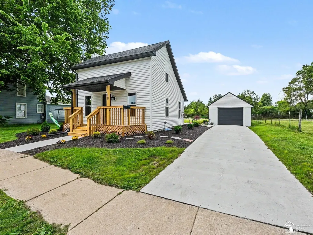 396 Wabash Road Milan City MI 48160