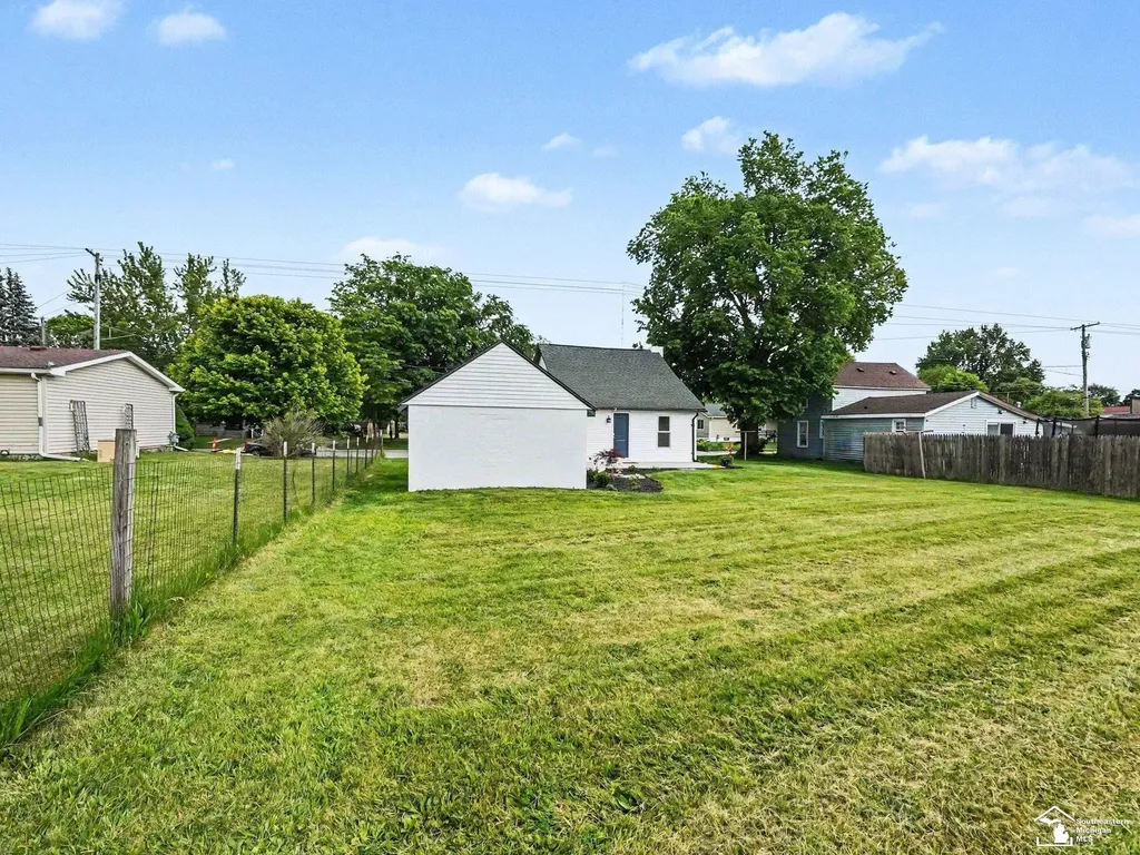 396 Wabash Road Milan City MI 48160