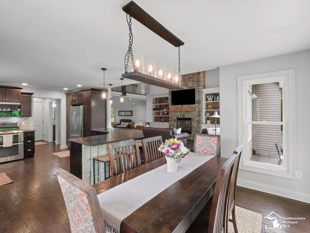 6606 Summerlyn Boulevard Bedford Township MI 48144
