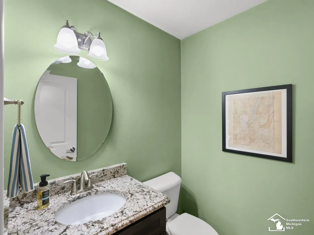 6606 Summerlyn Boulevard Bedford Township MI 48144